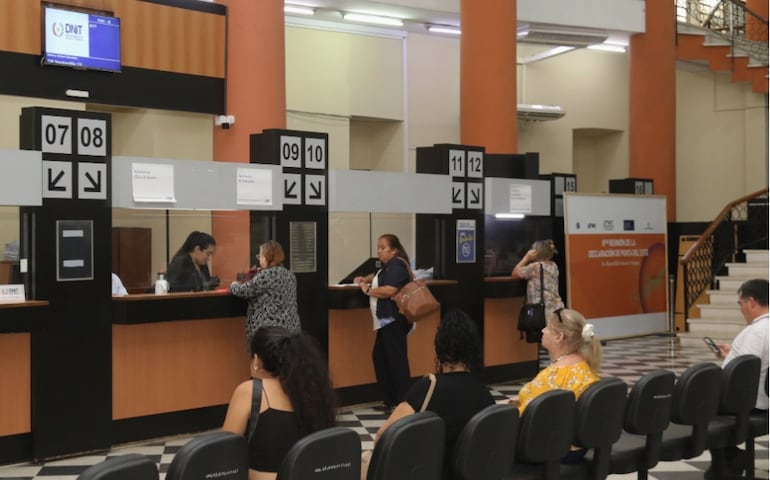La DNIT cuenta actualmente con más de 1.200.000 contribuyentes en todo el país.